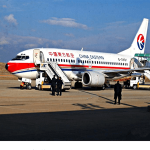 兴东机场货运航空快运业稳步发展的原因是什么？